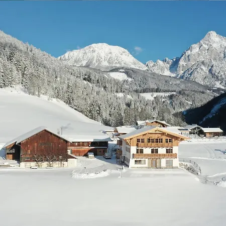Mandlberggut By Globboard Apartmán Schladming