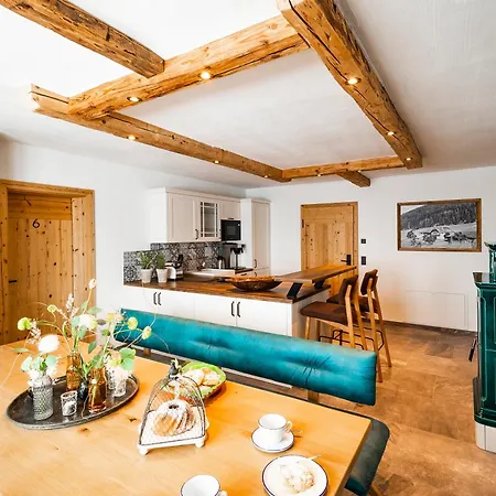 Mandlberggut Apartment *